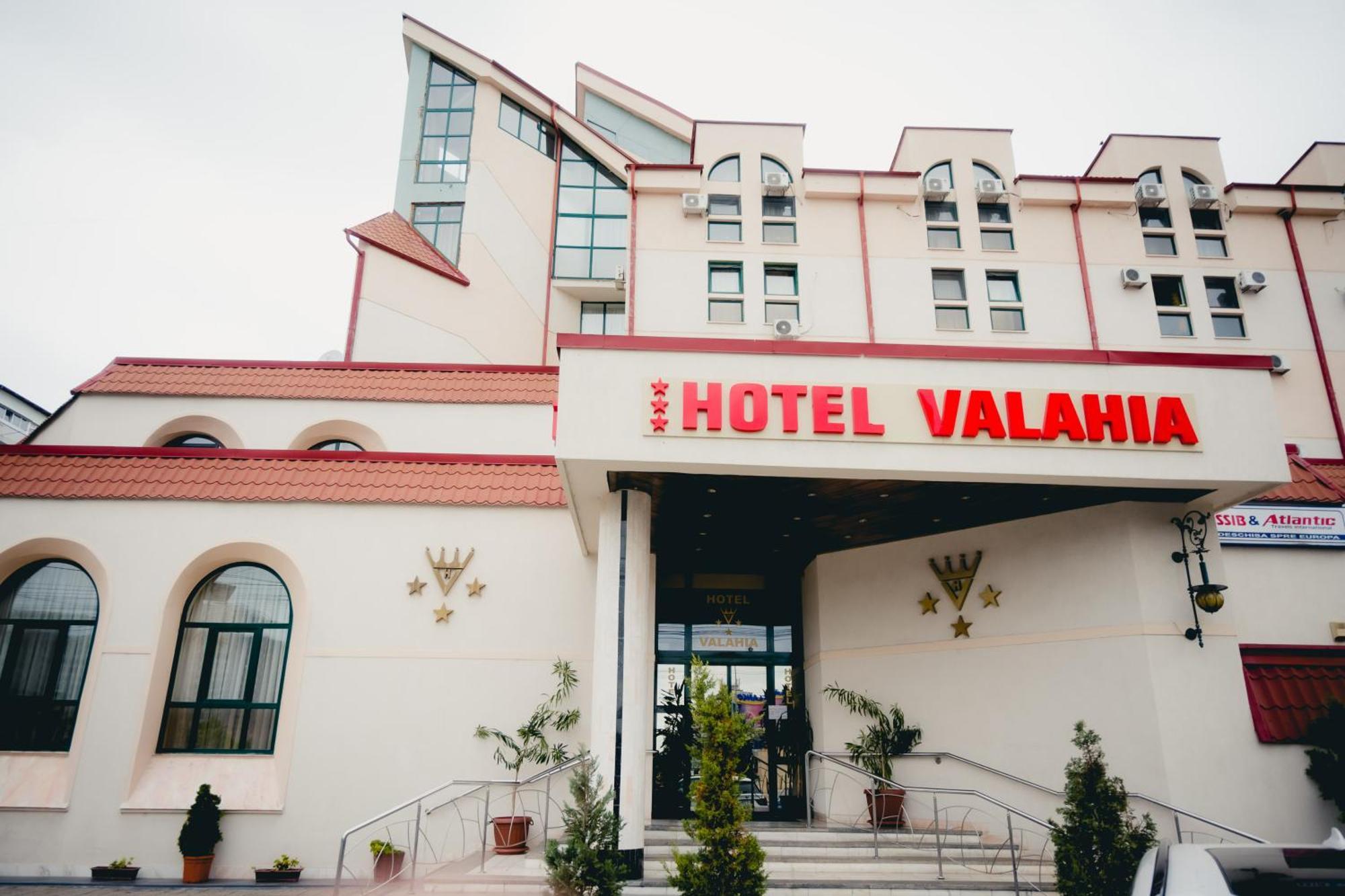 Hotel Valahia 트르고비슈테 외부 사진