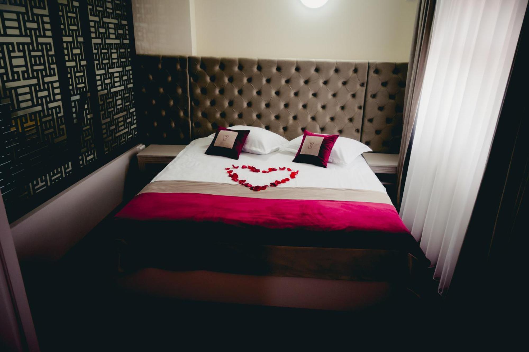 Hotel Valahia 트르고비슈테 외부 사진
